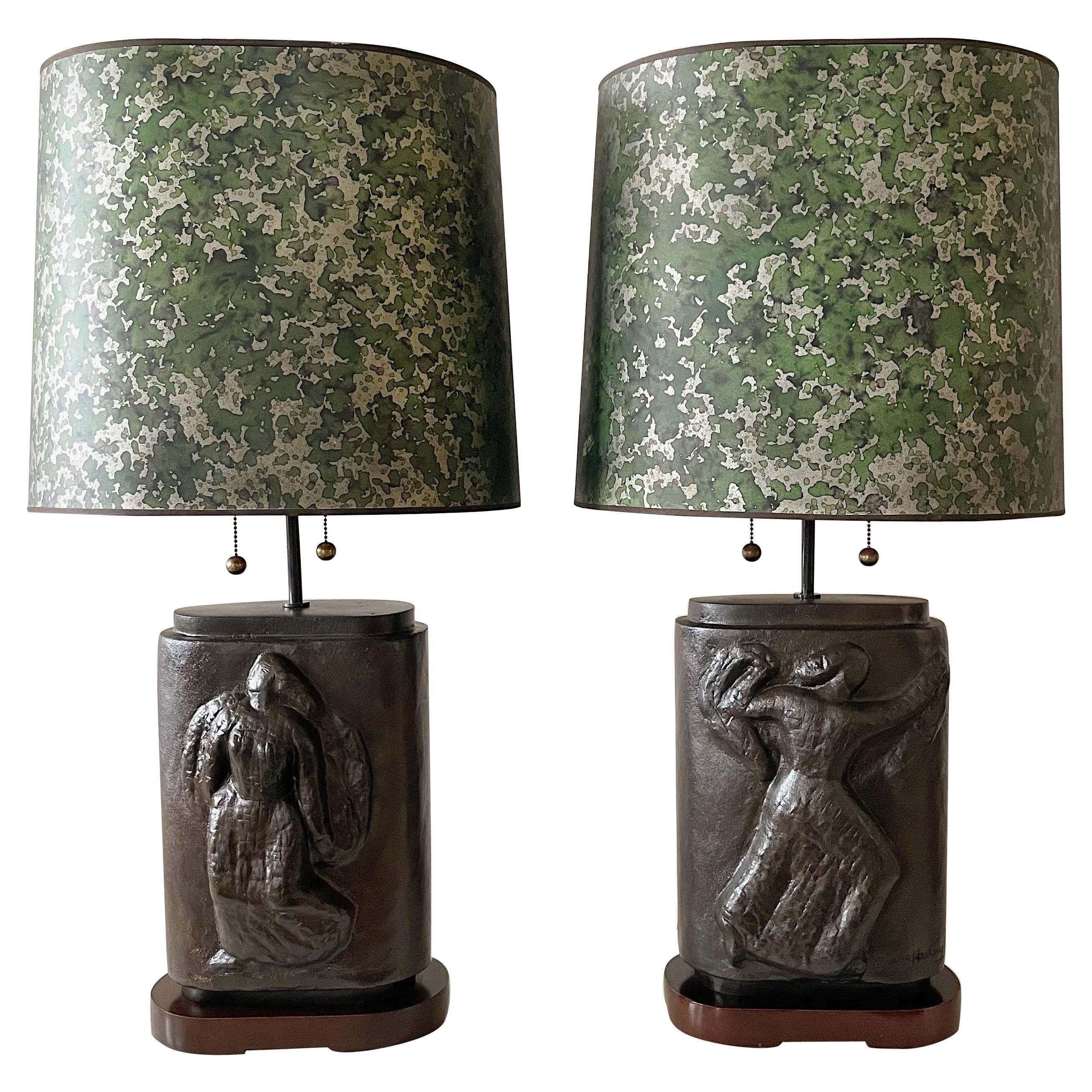 Wpa Artist Minna Harkavy '1887 – 1987' Pair Opposing Bronze Table Lamps For Sale