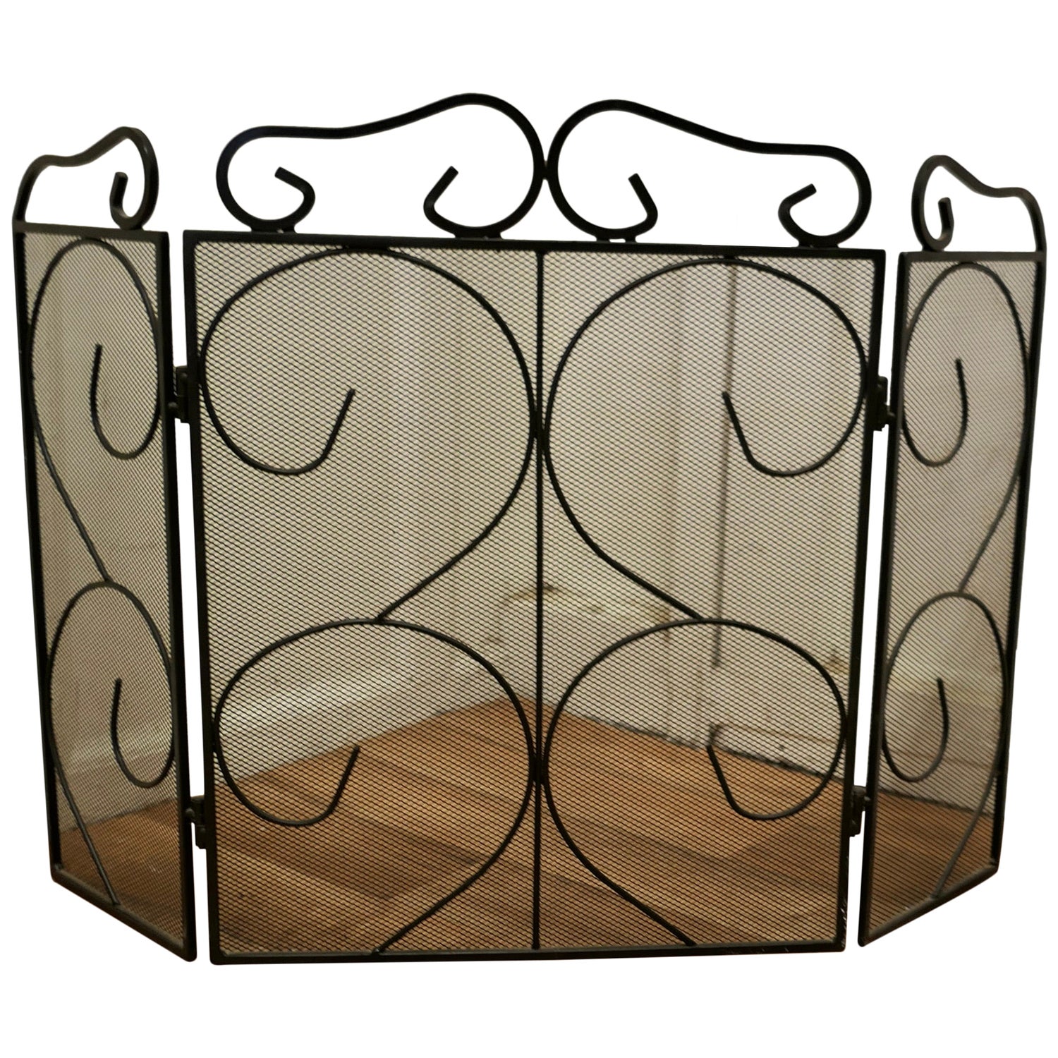 Heavy Folding Wrought Iron Fire Guard for Inglenook Fireplace For Sale at  1stDibs