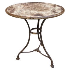 Former Saint Sauveur Arras pedestal table