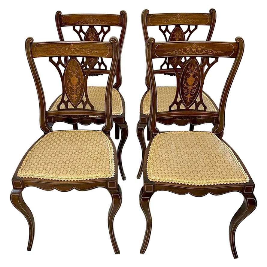 Antiker Satz von vier edwardianischen Esszimmerstühlen mit Rosenholz-Intarsien