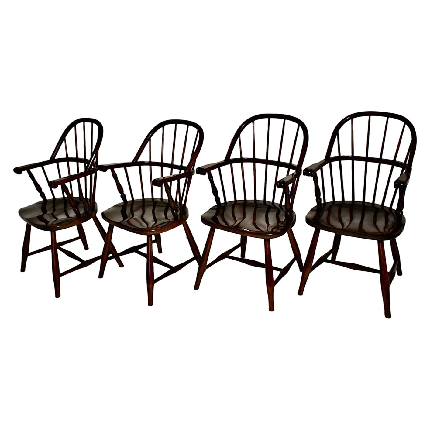 Quatre fauteuils Windsor Art Déco Josef Frank Thonet en hêtre marron cercle 1925 Autriche