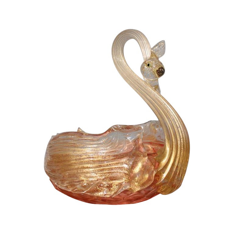 Archimede Seguso 1940s Swan-Shaped Murano Glass Bowl with Gold Dust Red Italian  For Sale