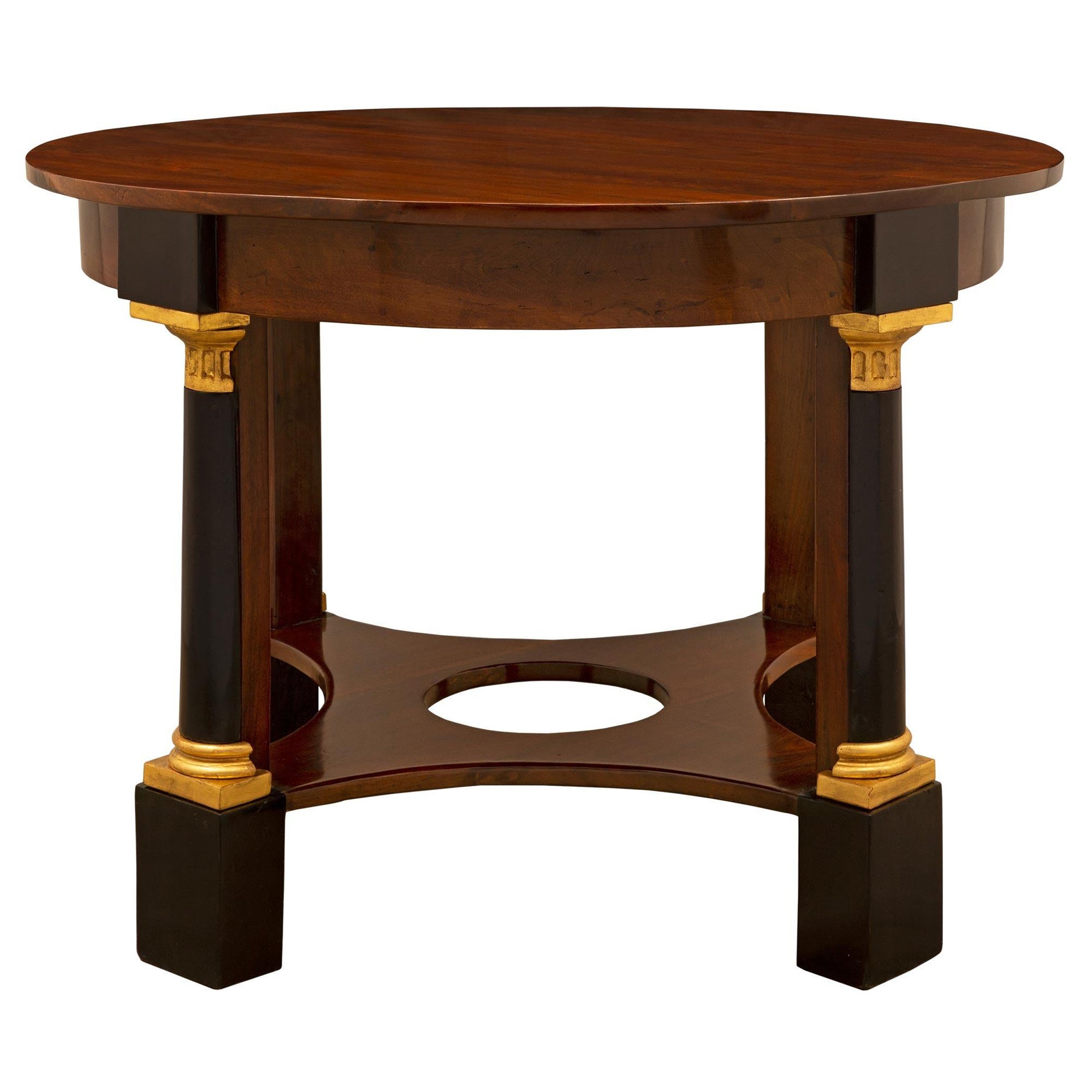 Table centrale italienne néoclassique du XIXe siècle en acajou et bois fruitier de style néoclassique