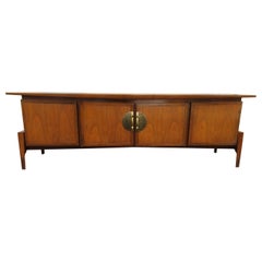 Stunning Hobey Helen Baker Floating Asian Style Credenza Hutch Mid-Century