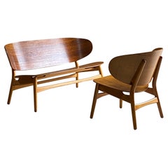 Vintage Hans  Wegner Shell Settee Model 1935 & Shell Chair Model 1936 Fritz Hansen 1950