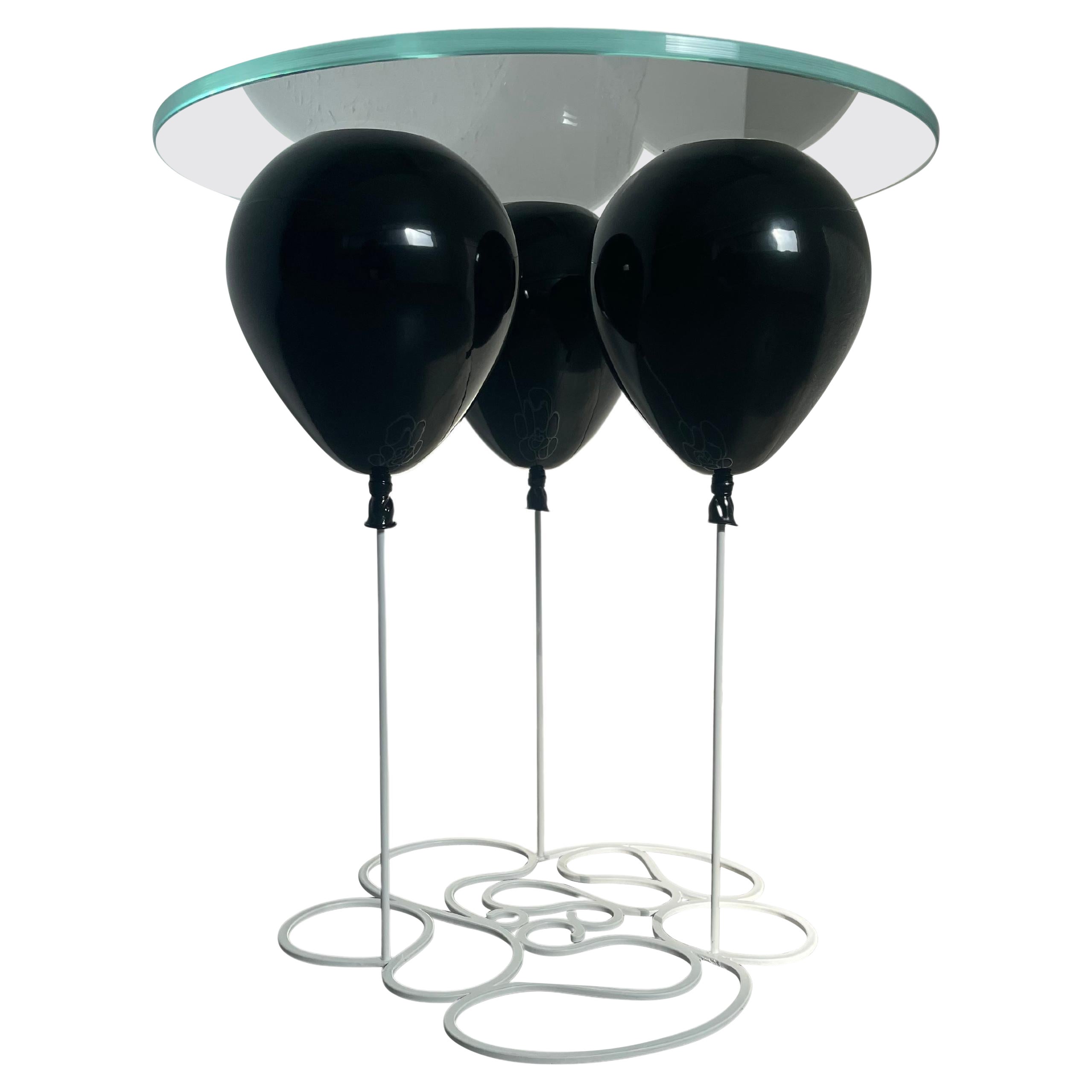 Modern Up! Ballon-Beistelltisch in Schwarz, von Duffy London
