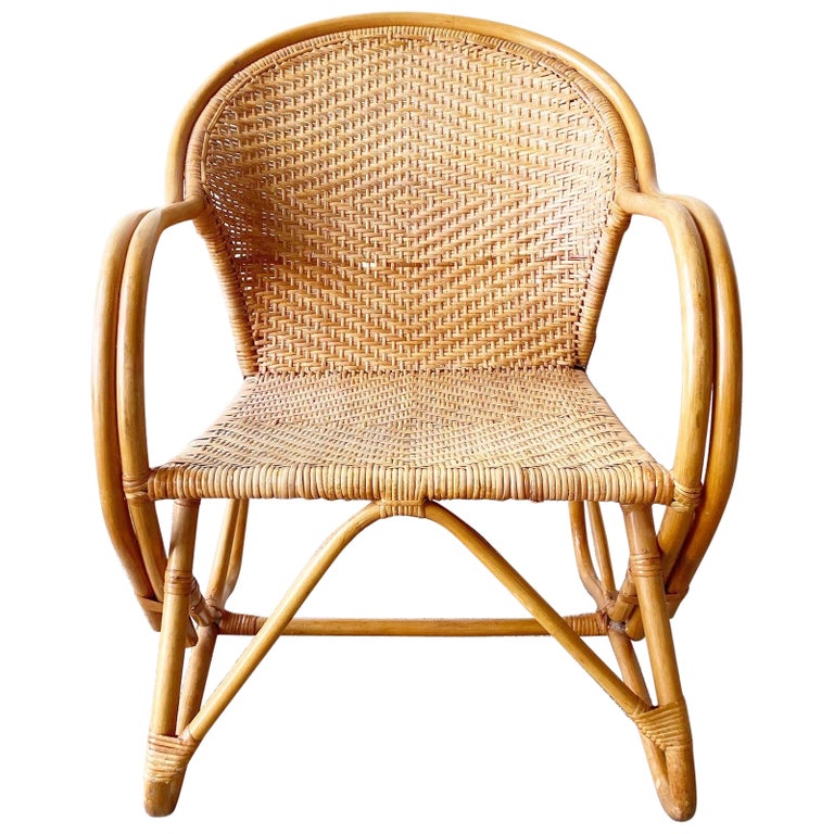 Boho Chic Henry Link Wicker Glass Top Side Table For Sale at 1stDibs