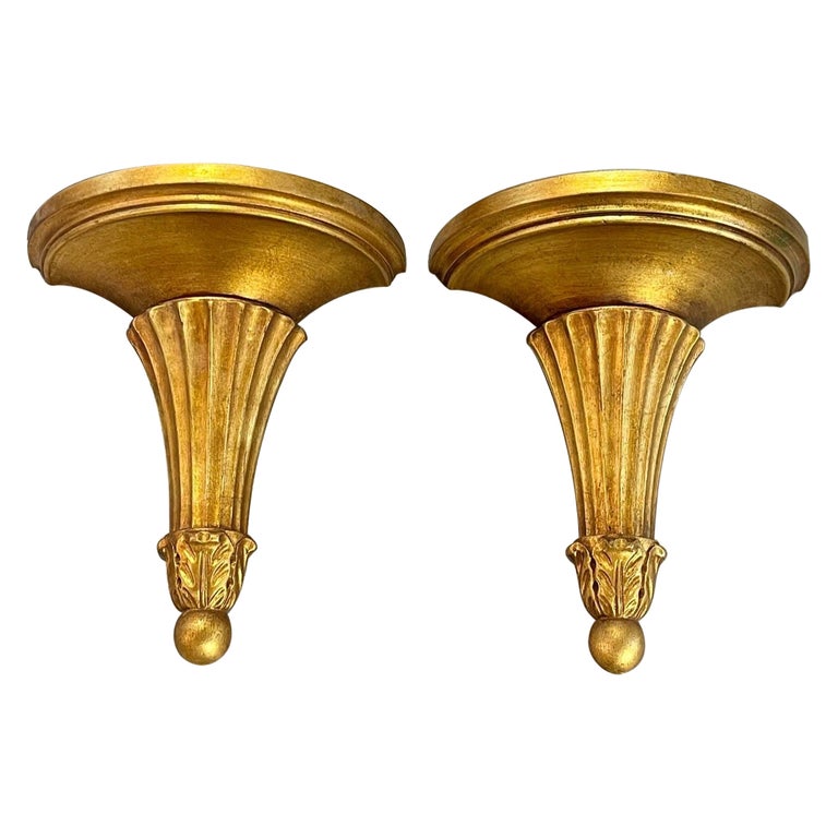 Pair of Giltwood Wall Brackets For Sale at 1stDibs