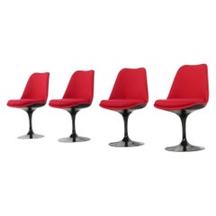 Eero Saarinen, Set of 4 Fully Upholstered Tulip Chairs by Knoll International