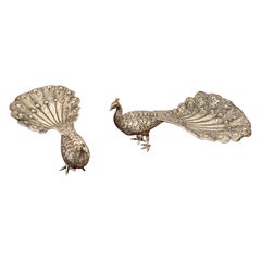 Paire de figurines de paons de table en argent continentaux du 19ème siècle 