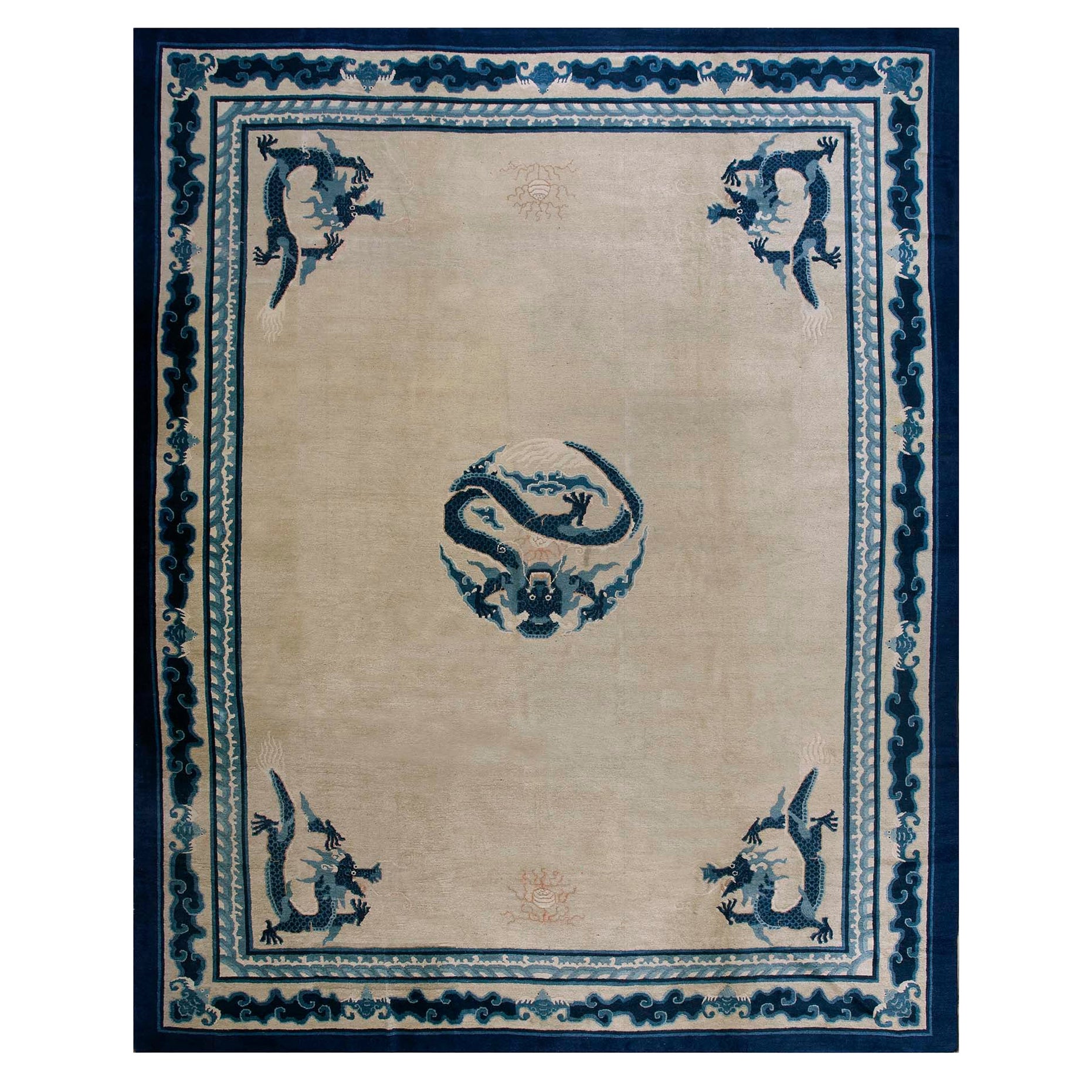 Chinesischer Pekinger Drachenteppich des späten 19. Jahrhunderts ( 10''2 x 12''8 - 310 x 385 )