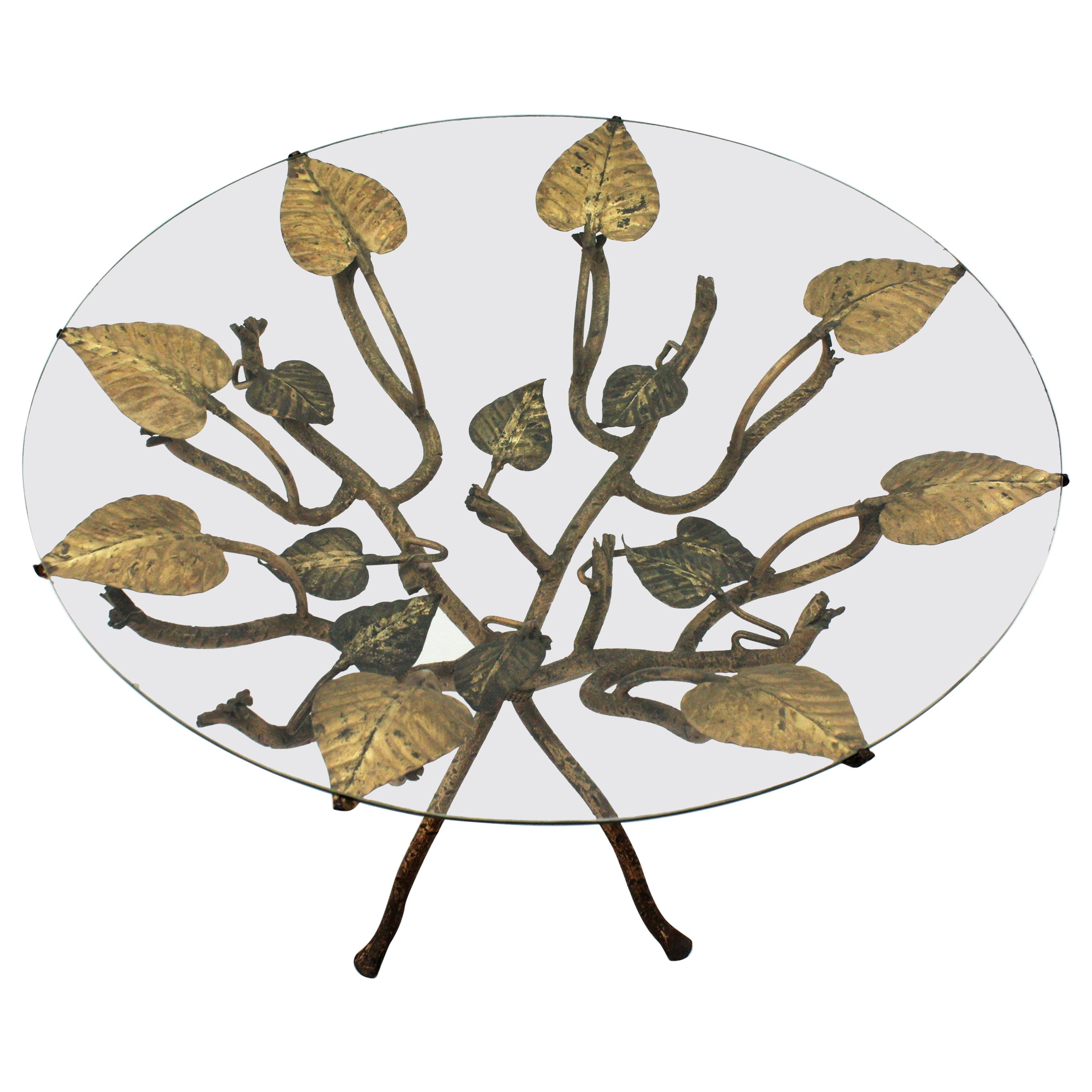 1950s French Hollywood Regency Foliage Coffee Table in Gilt Iron For Sale