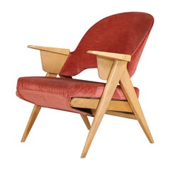 Fauteuil de salon moderne du milieu du siècle en bois et velours d'origine fabriqué en France, années 1950
