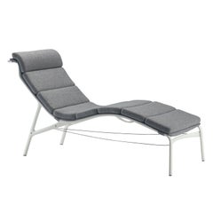 Chaise d'extérieur à cadre long Alias 414 avec cadre en aluminium laqué gris et blanc