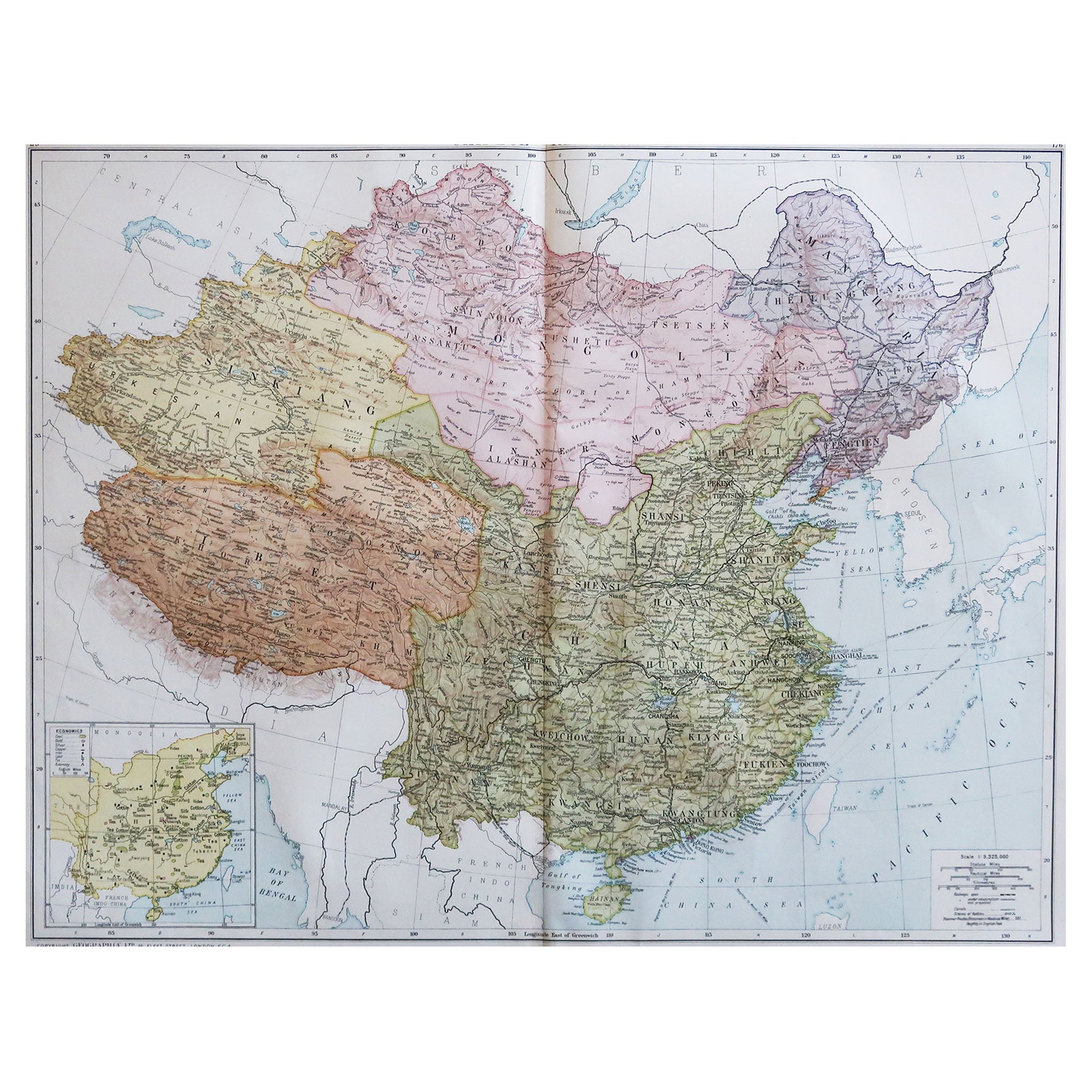 Large Original Vintage Map of China, circa 1920 For Sale