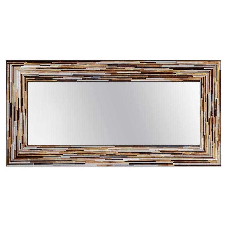 Grand miroir moderne en mosaïque de verre beige avec cadre en bois foncé 160  cm x 80 cm de Piaggi En vente sur 1stDibs