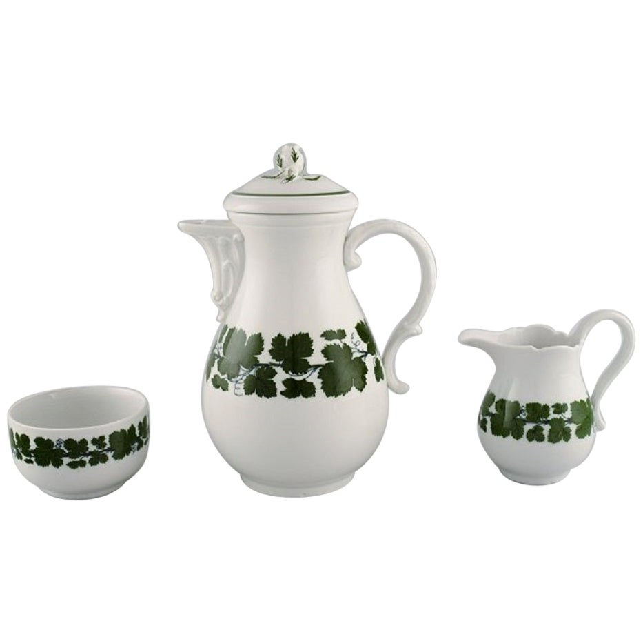 Meissen Green Ivy Vine, Coffee Pot, Sugar Bowl and Creamer in Porcelain