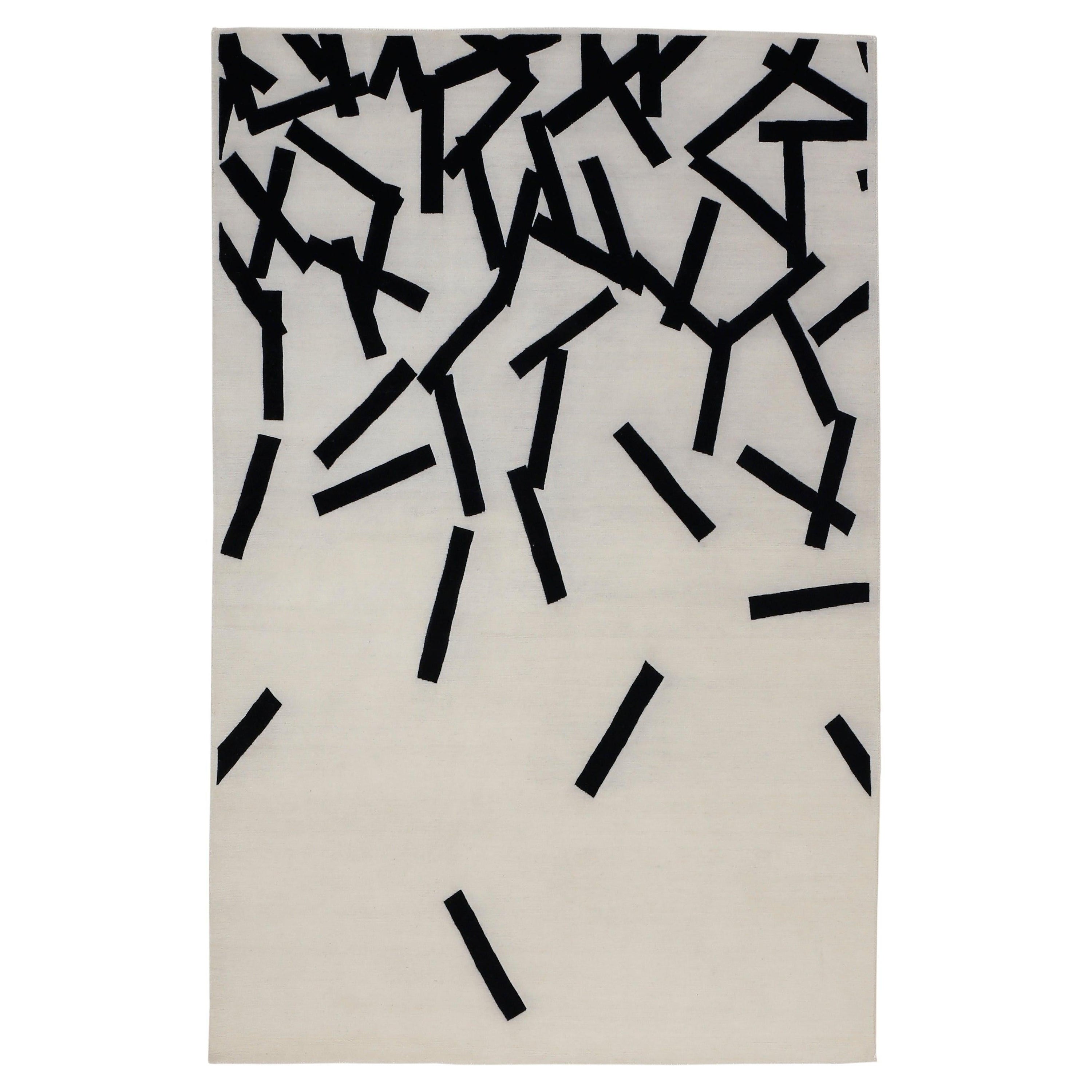 Zeitgenössischer minimalistischer weißer/schwarzer tibetischer Teppich entworfen von Jonathan Wajskol  