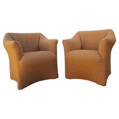 Pair of Tentazione Lounge Chairs, Model 684, by Mario Bellini for Cassina