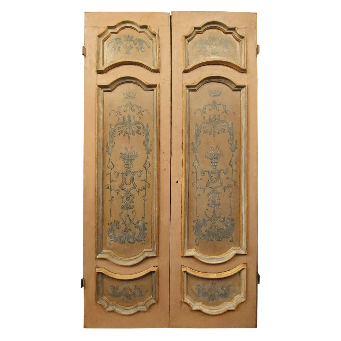 N.2 Lacquered and Painted Double-Leaf Doors, Yellow, 18th Century Rome, 'Italy' For Sale