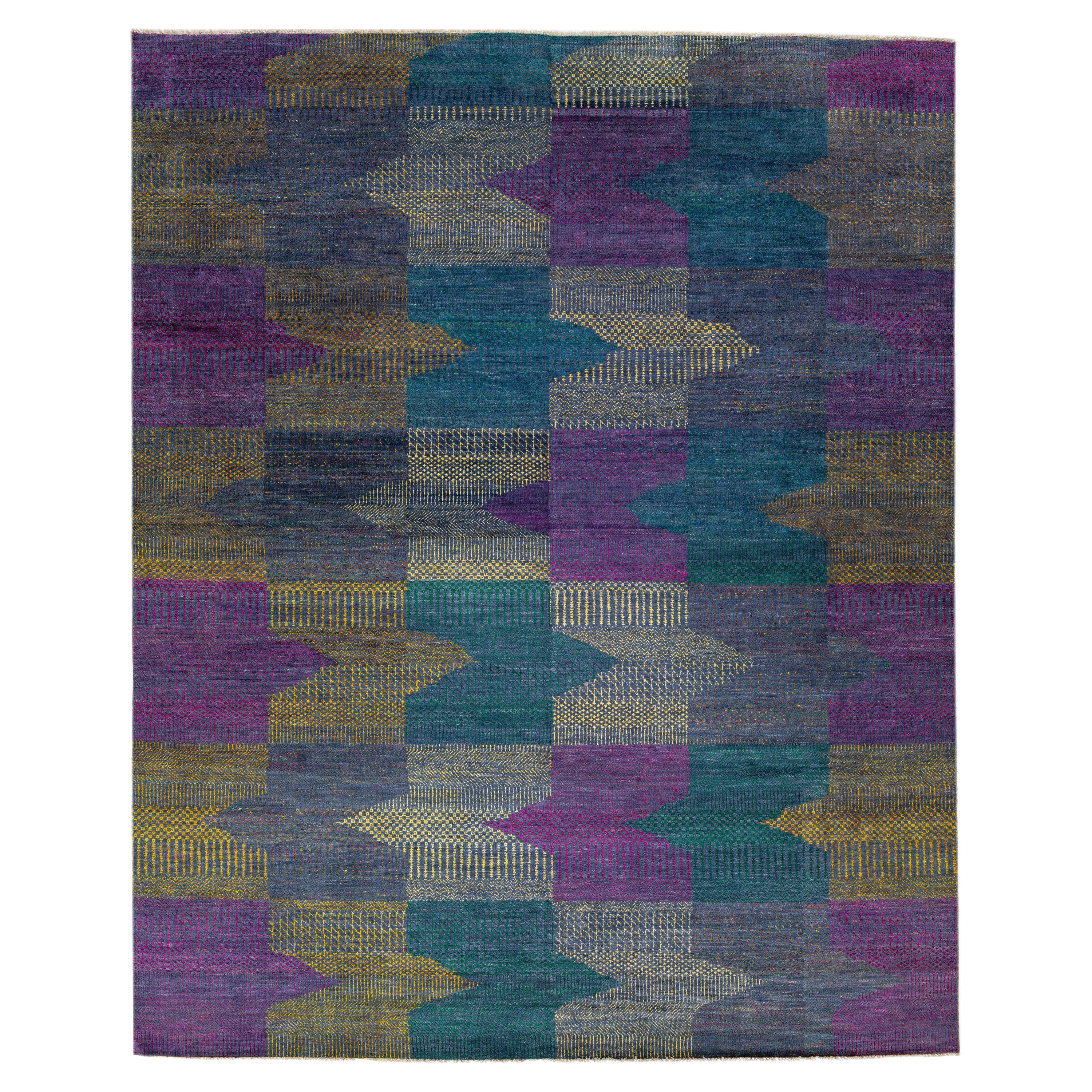 Modern Savannah Handmade Wool Rug with Multicolor Geometric Design For Sale