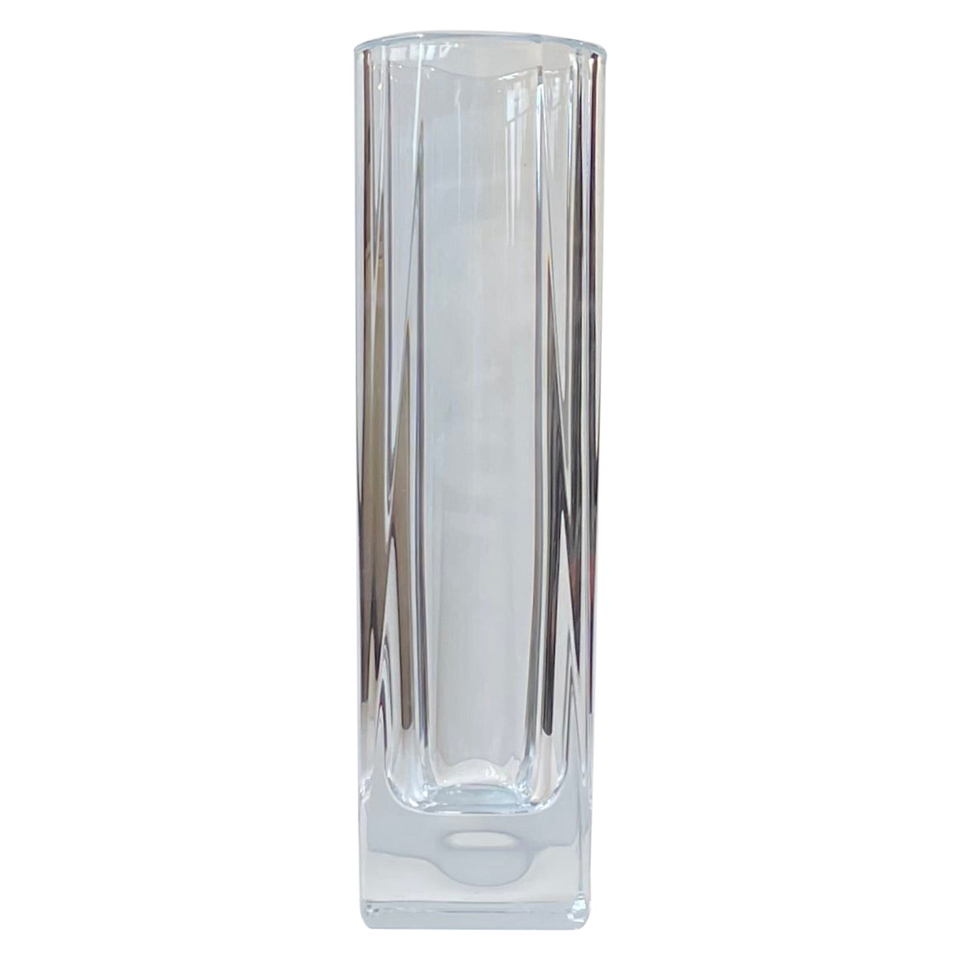 French Art Deco Cut Crystal Vase in the style of Daum, 1930s For Sale