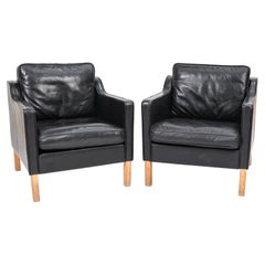 Pair of Borge Mogensen Model 2203 Style Leather Lounge Chairs