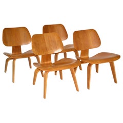 Set of Four Eames LCW Plywood Lounge Chairs for Herman Miller, c. 2002