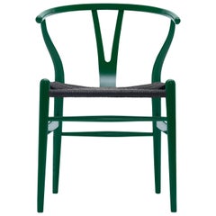 CH24 Wishbone Chair in Grass Green with Black Papercord Seat by Hans Wegner