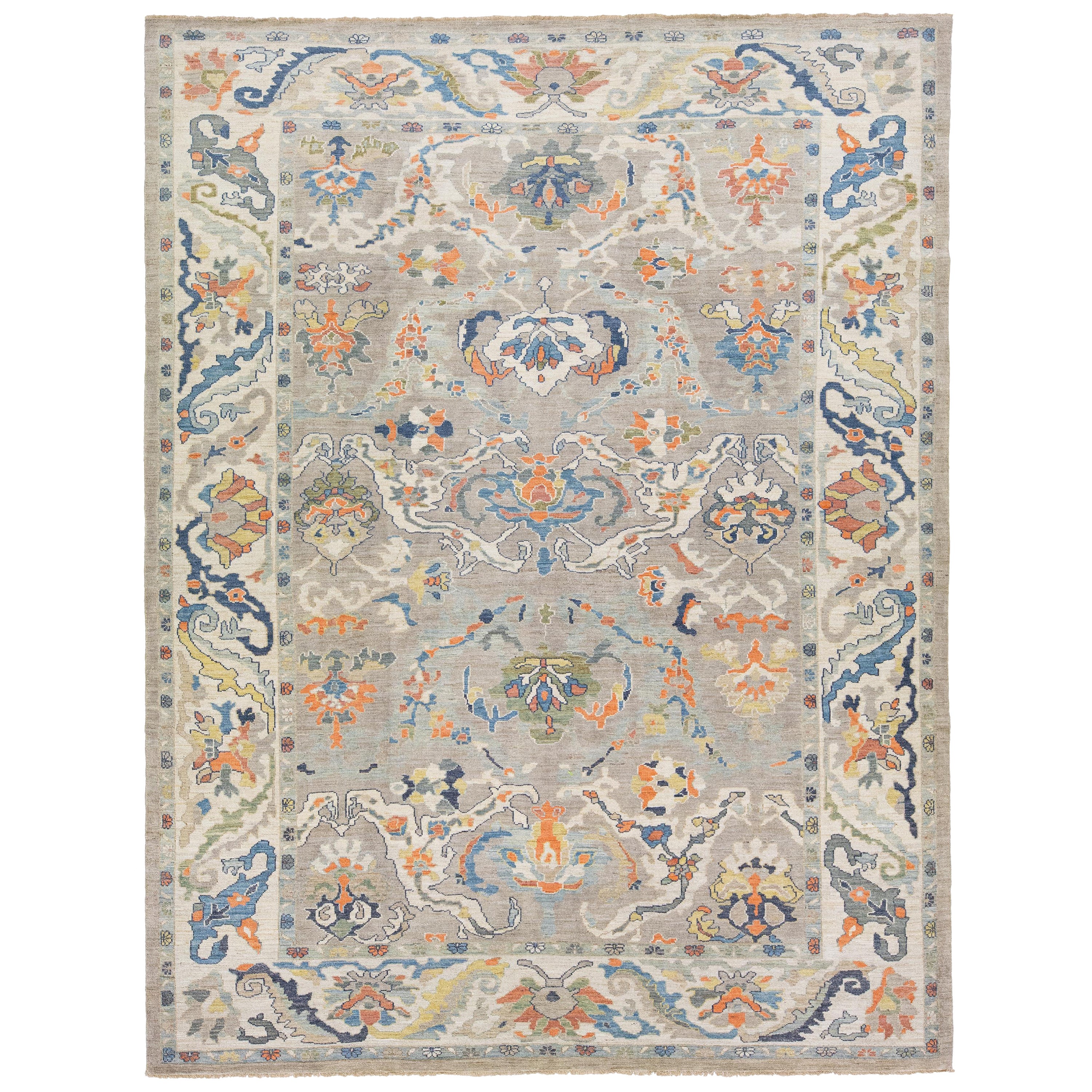 Gray Modern Sultanabad Handmade Floral Pattern Wool Rug For Sale