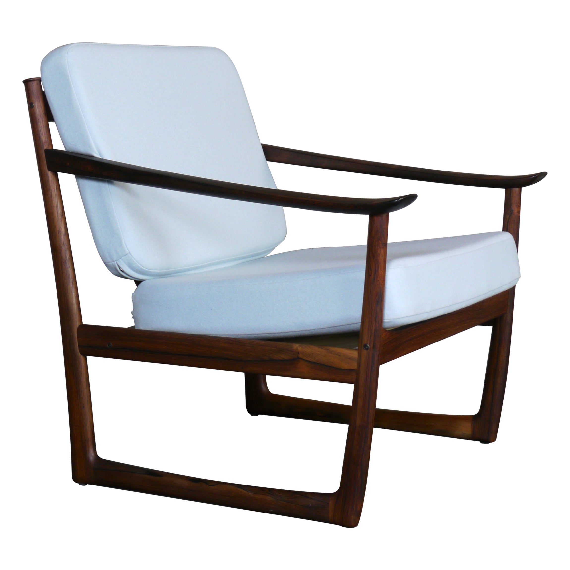 Danish Easy Chair in Rosewood by Hvidt & Mølgaard Model FD1301950s For Sale