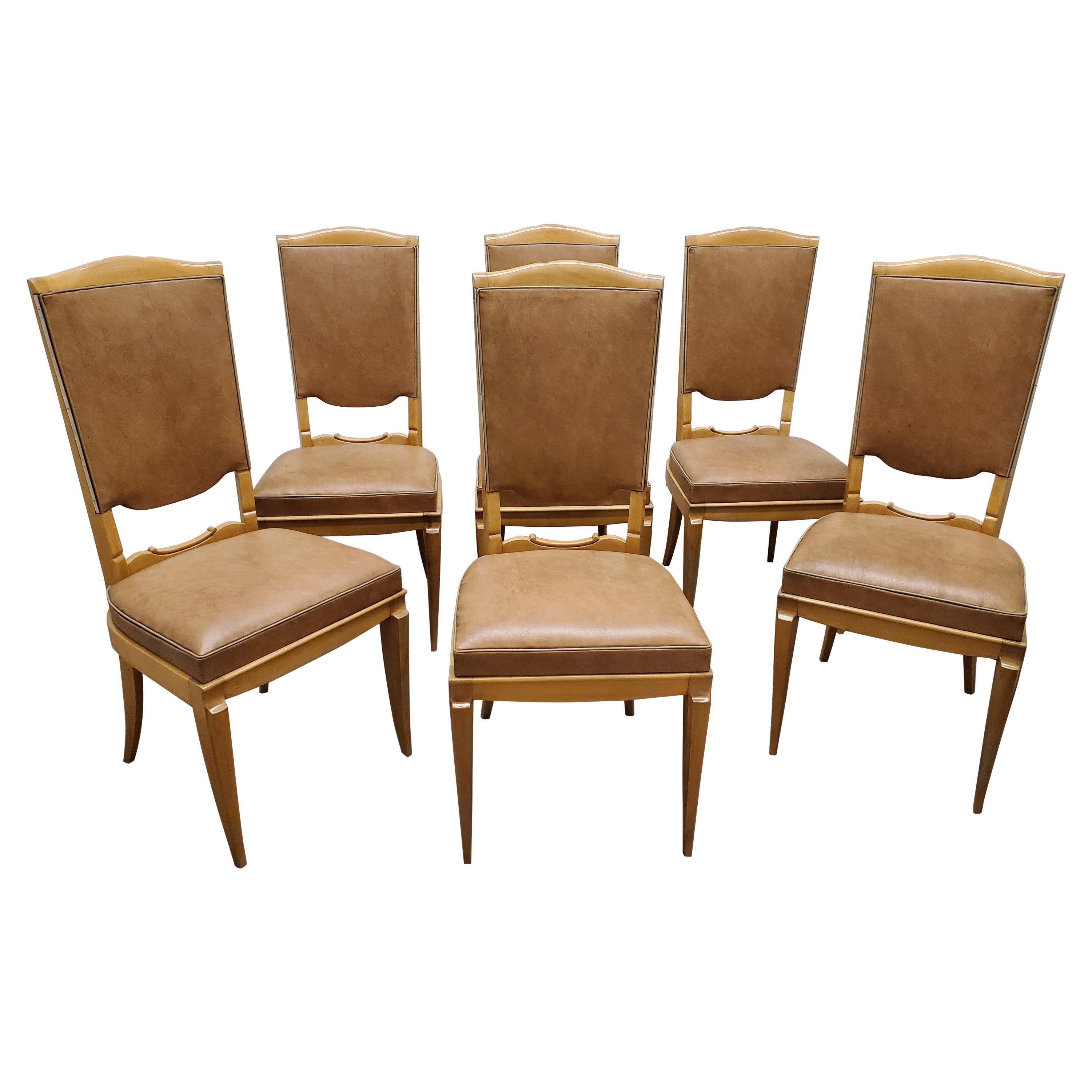 Ensemble de six chaises de salle à manger des années 1940 en hêtre avec détails en nickel, attribuées à René Prou