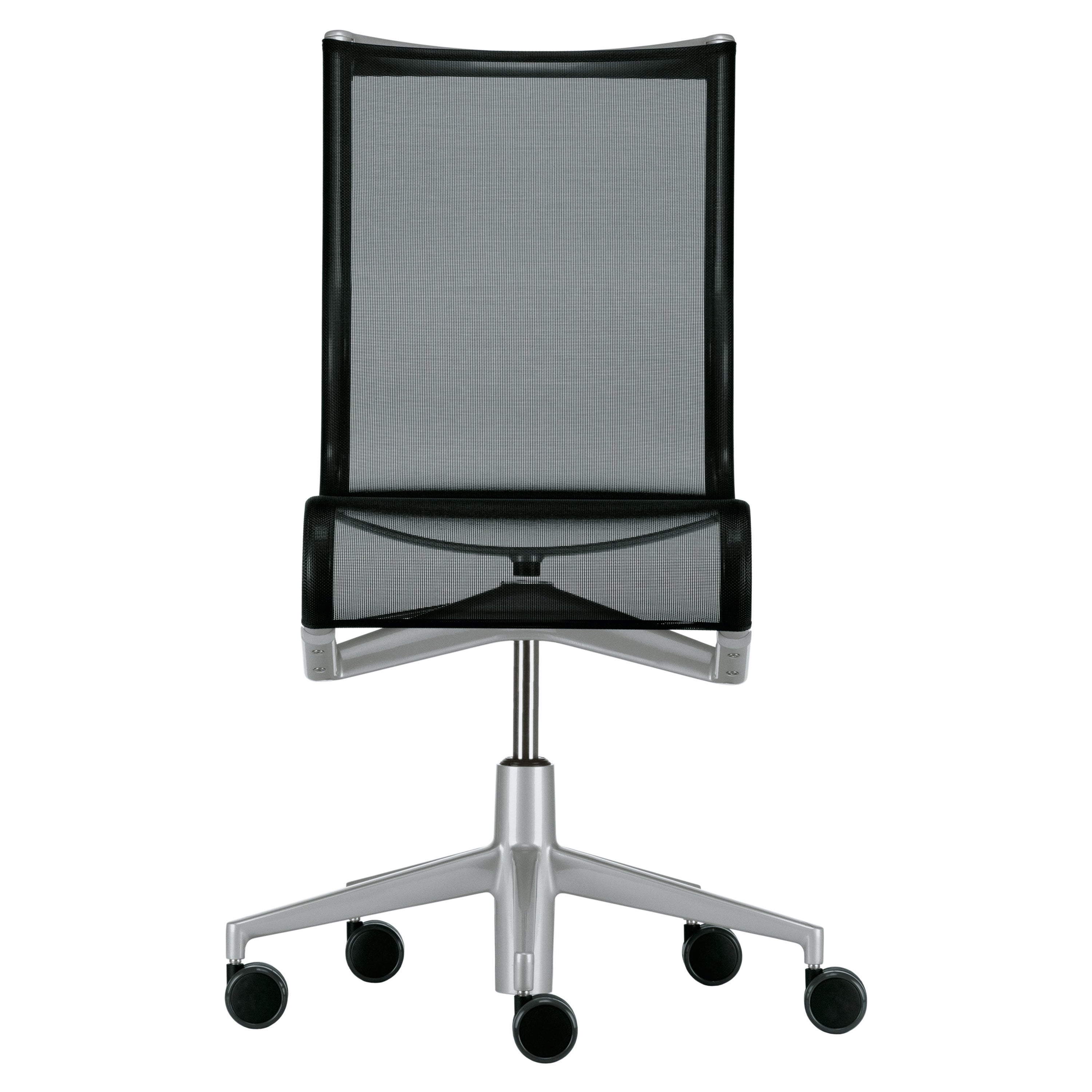 Alias 432 Rollingframe 44, Stuhl aus schwarzem Mesh mit grau lackiertem Aluminiumrahmen