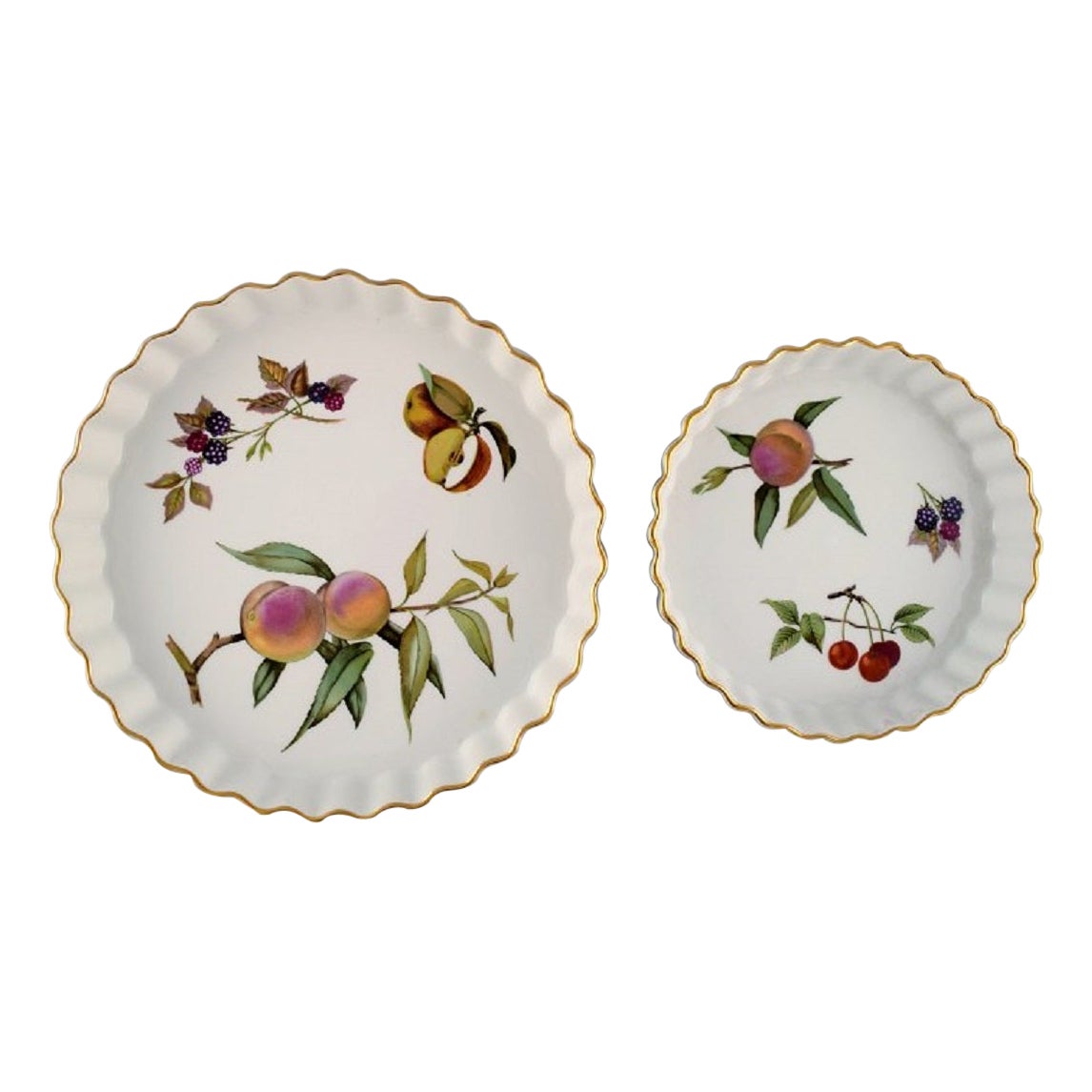 Royal Worcester, England. Two Evesham Pie Dishes in Porcelain, 1980s For Sale