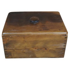 Antique Dovetailed Pine Farmhouse Lidded Keepsake Storage Letter Box