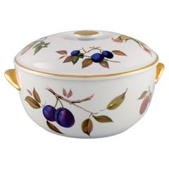 Vintage Royal Worcester, England, Large Evesham Lidded Tureen in Porcelain