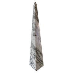 Neoclassical Solid Marble Gray and White Obelisk