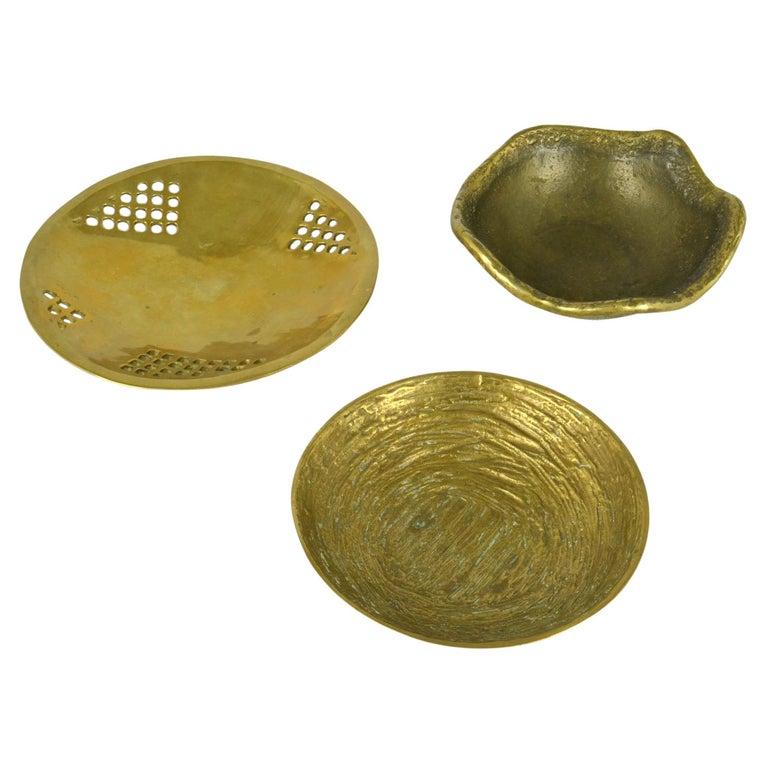 Set of Three Decorative Organic Bronze Bowls, 1970's For Sale at 1stDibs