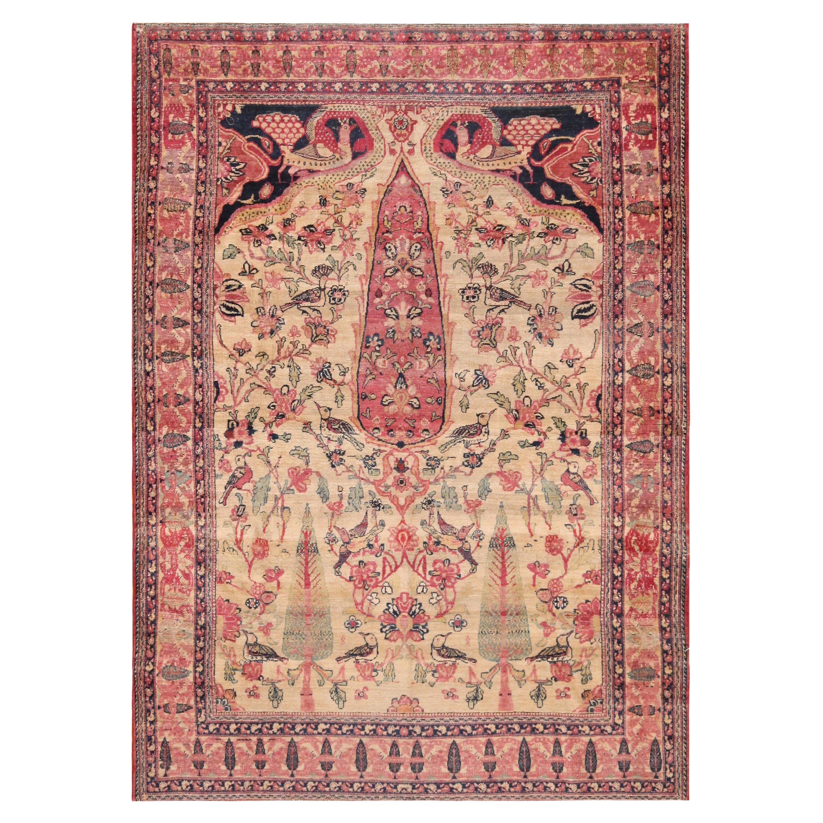 Nazmiyal Collection Antique Persian Kerman Rug. 4 ft 2 in x 5 ft 8 in