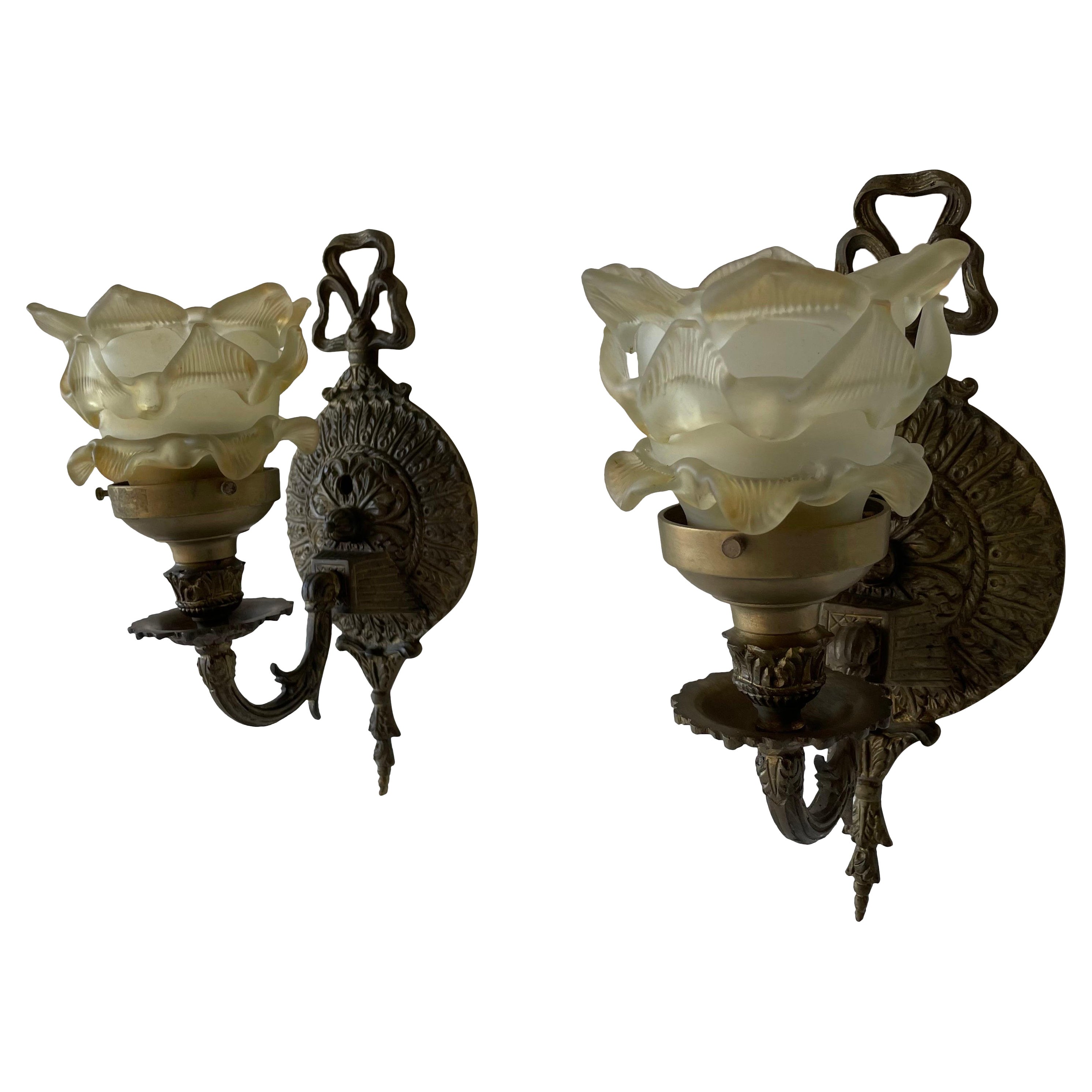 Unique French Flower Shaped Smoke Glass & Brass Pair of Sconces, 1940s, France For Sale