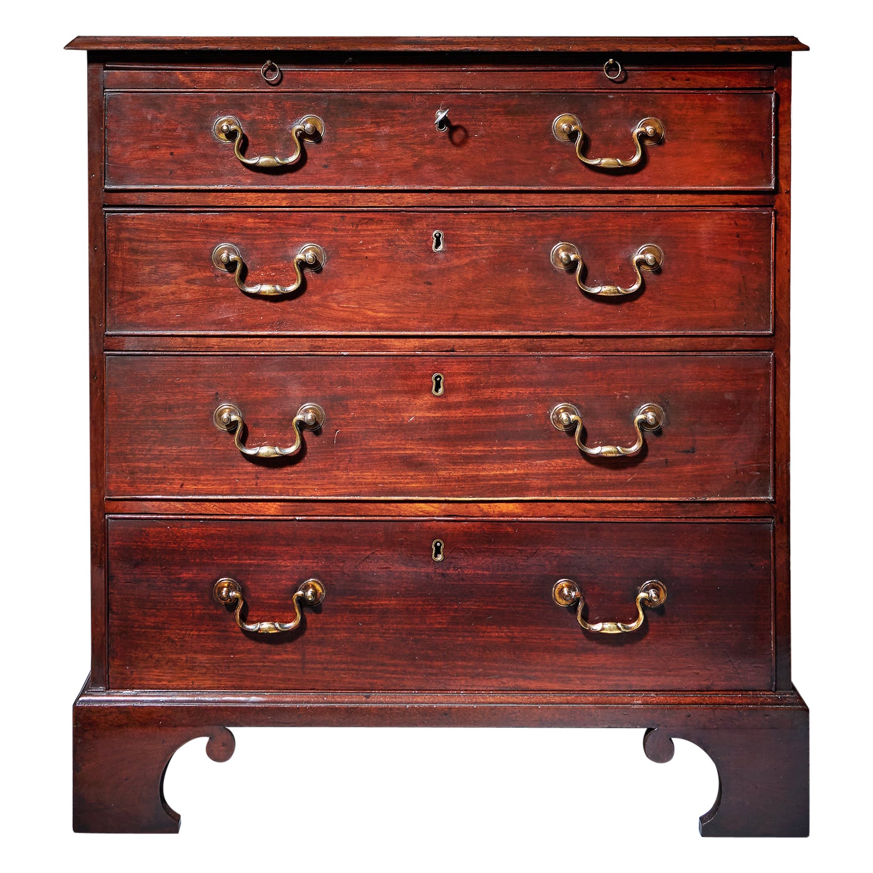 18th Century George III Mahogany Bachelors Chest by Philip Bell, London For Sale