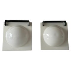 Vintage High Quality Plexiglass Bubble Design Pair of Wall Lamps, 1960s, Italy