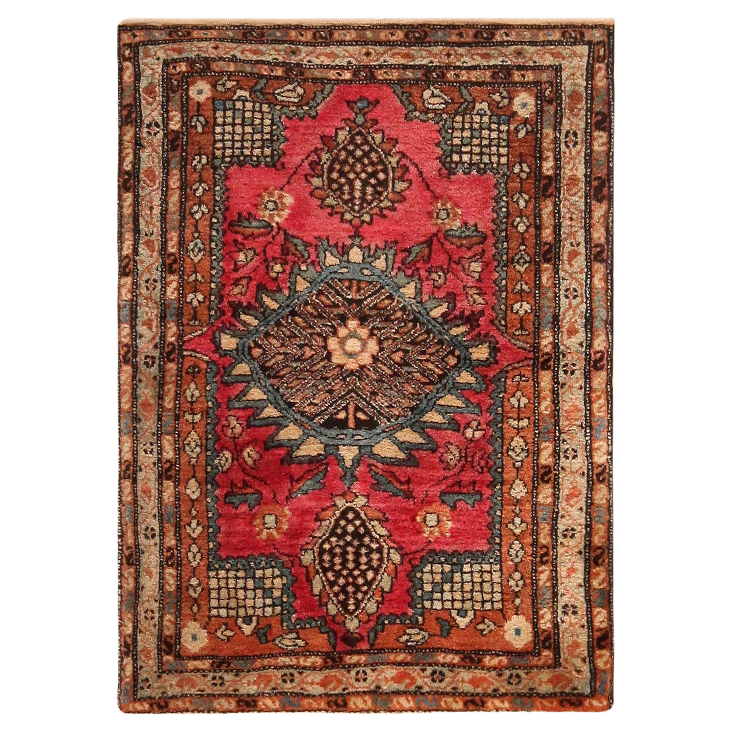 Ancien tapis persan Sarouk Farahan. 1 pieds 8 po x 2 pieds 4 po en vente