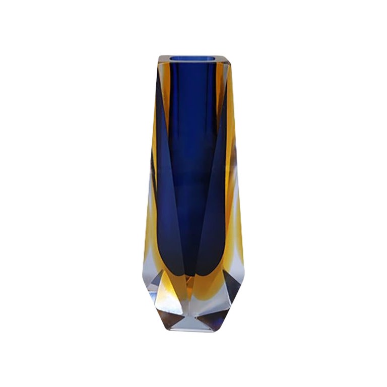 Étonnant vase bleu des années 1960 par Mandruzzato, fabriqué en Italie