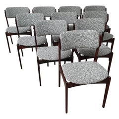 Erik Buch - Ensemble de dix chaises de salle  manger en bois de rose entirement restaures, tapisses sur mesure