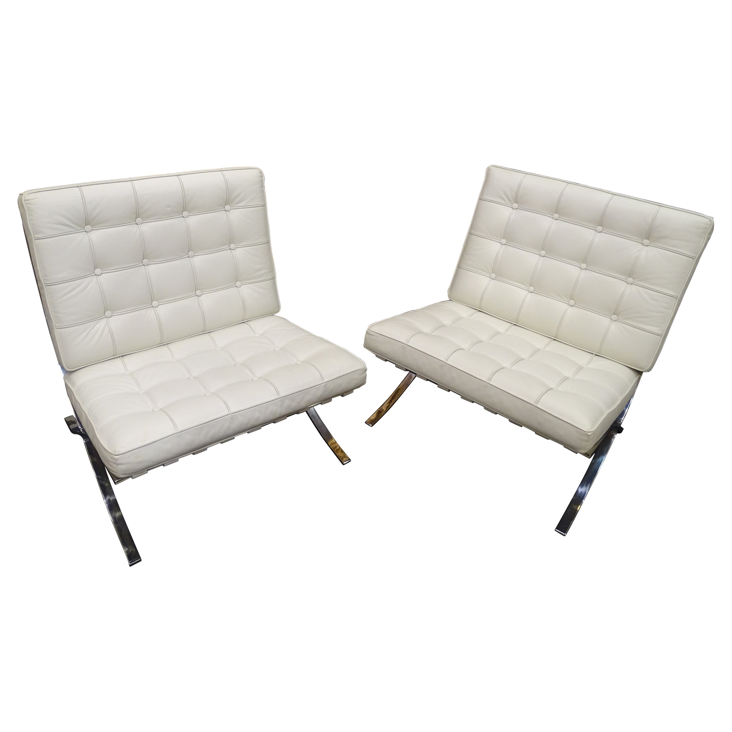 70s Mies van der Rohe "Barcelona "white leather pair of chairs, amchairs