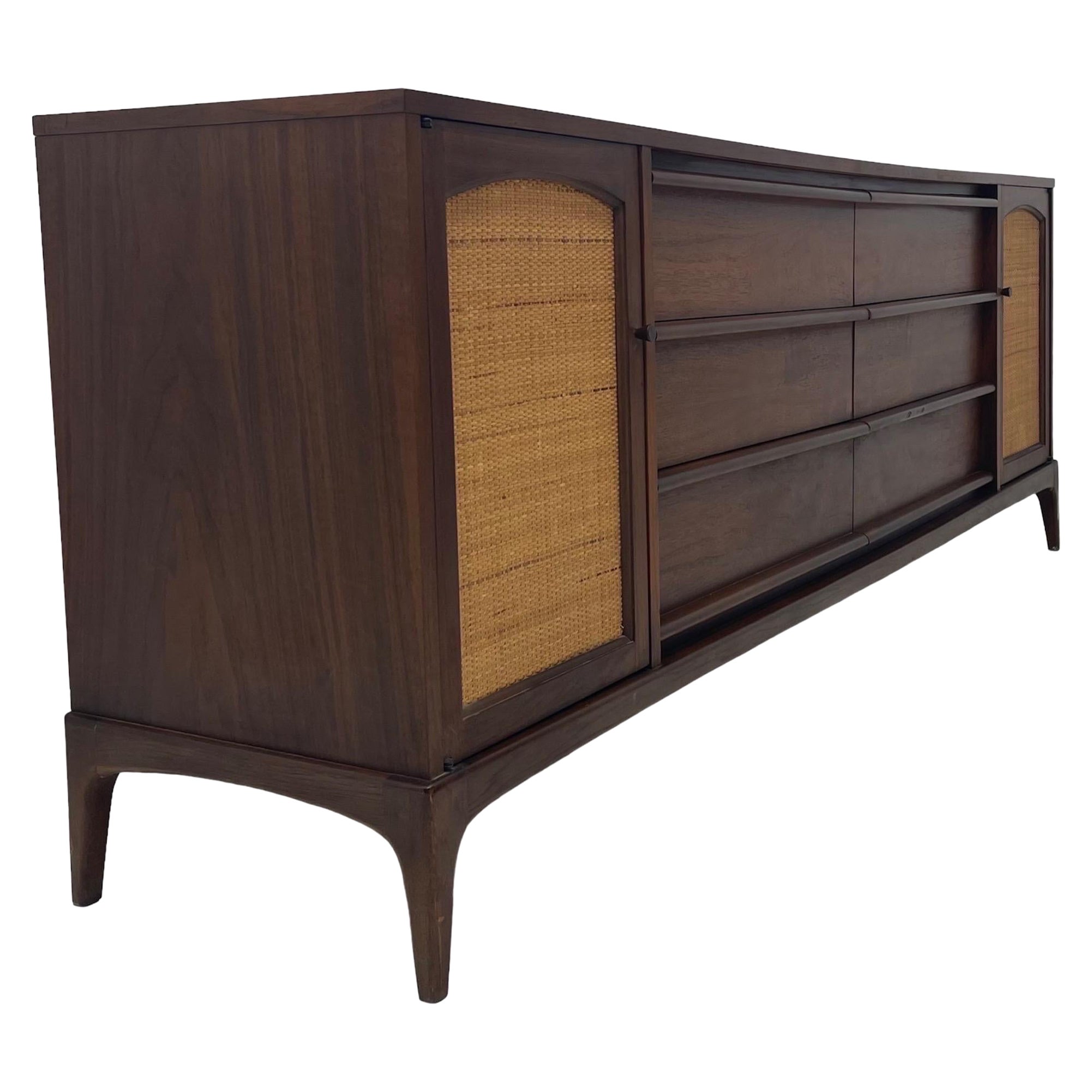 Vintage Mid-Century Modern Credenza Cabinet Dovetail Drawers For Sale