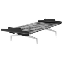 Alias Medium LL1 Legnoletto Bed in Black Matt Lacquer with Aluminium Frame (Lit Legnoletto Alias Medium LL1 laqué noir mat avec cadre en aluminium)