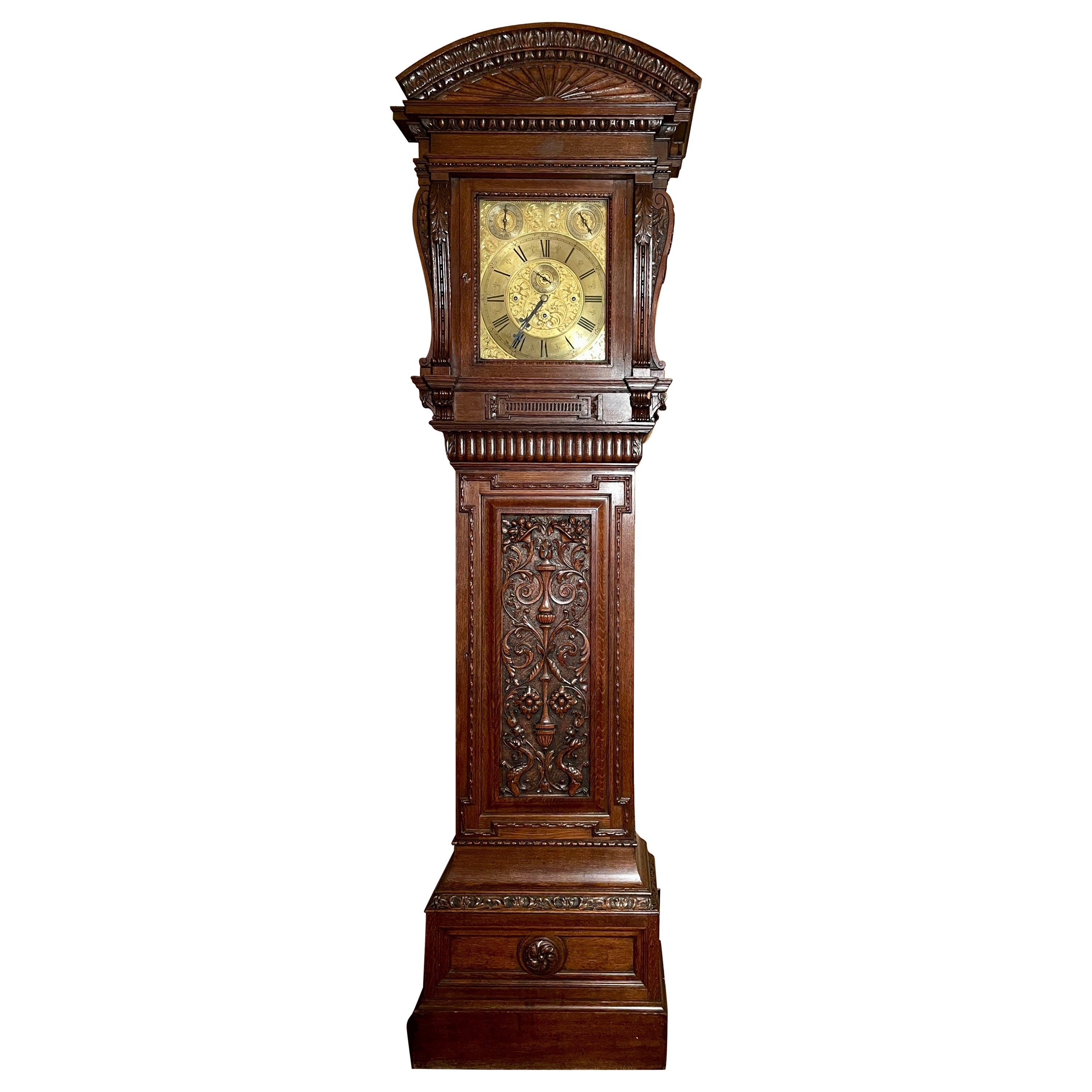 Antique horloge de parquet 9 tubes en chêne anglais sculpté "Maple & Co", circa 1890