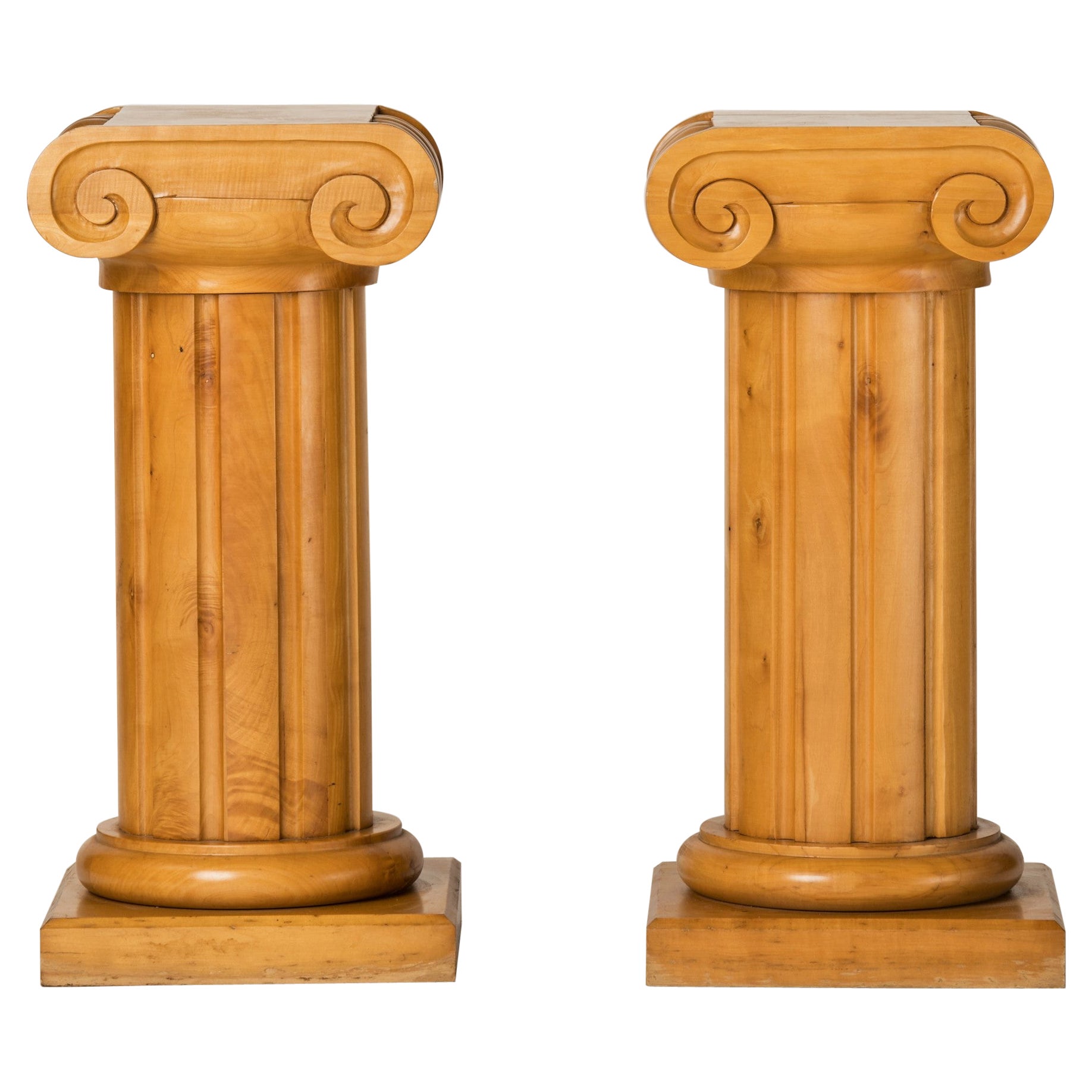 Memphis Inspired Solid Sycamore Ionic Pedestals or Gueridon, Italy 1970's For Sale